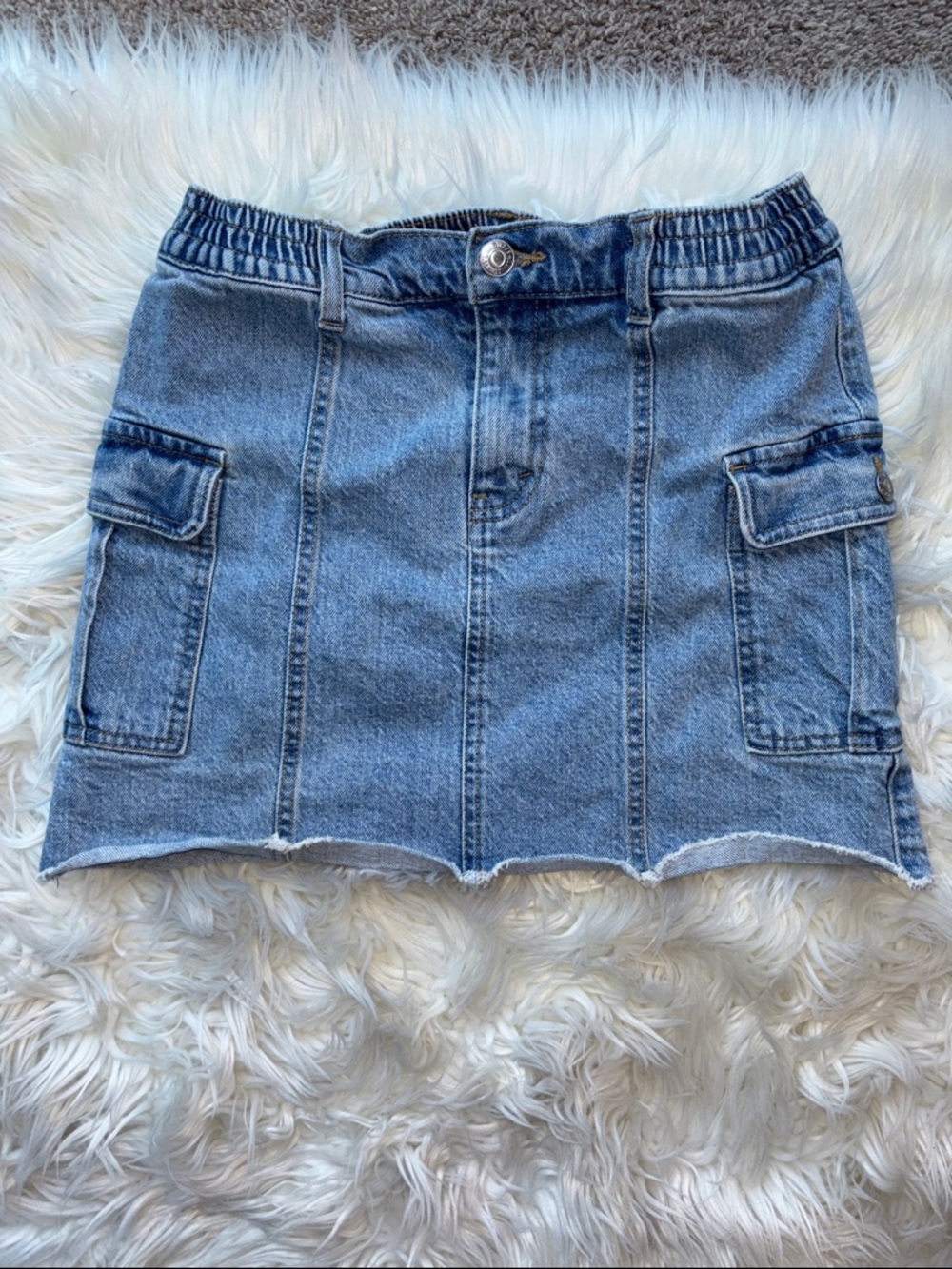 Levi’s hi rise Jean skirt